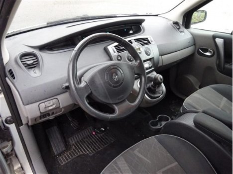 Renault Scénic - 2.0-16V Expression Comfort *apk:11-2020* AIRCO/cruise - 1