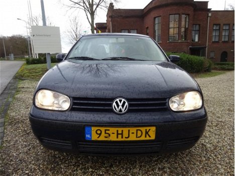 Volkswagen Golf - 1.6-16V LPG-g3 *apk:07-2020 - 1