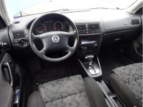 Volkswagen Golf - 1.6 Comfortline 5-deurs AUTOMAAT/airco *apk:12-2020 - 1
