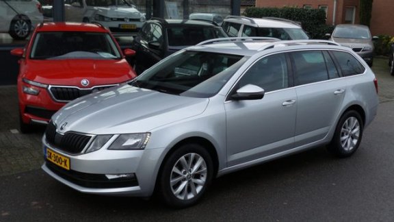 Skoda Octavia Combi - 1.6 TDI DSG Greentech Ambition Business Trekhaak - 1