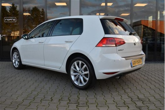 Volkswagen Golf - 1.2 TSI Highline Org.NL | Dealer Onderhouden | Navigatie | 17 Inch | - 1