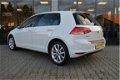 Volkswagen Golf - 1.2 TSI Highline Org.NL | Dealer Onderhouden | Navigatie | 17 Inch | - 1 - Thumbnail