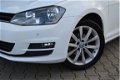 Volkswagen Golf - 1.2 TSI Highline Org.NL | Dealer Onderhouden | Navigatie | 17 Inch | - 1 - Thumbnail