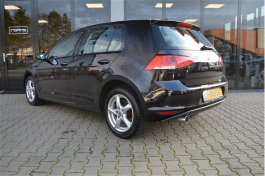 Volkswagen Golf - 1.6 TDI Naviatie Org.NL | 16 Inch | Cruise Control | - 1