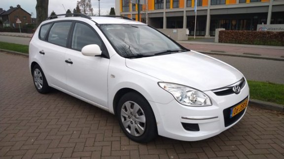 Hyundai i30 Wagon - 1.6 CRDI CROSSActive Cool/Trekhaak - 1