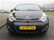 Kia Rio - 1.2 CVVT Super Pack 5 deurs Clima , Audio, LED (occasion) - 1 - Thumbnail