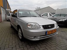 Hyundai Accent - 1.3i Active Young Airco Nette auto