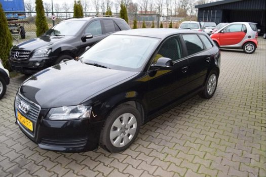 Audi A3 - pro line business 1, 4 tfsi - 1