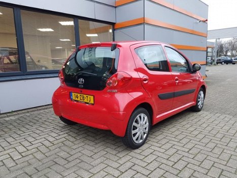 Toyota Aygo - 1.0-12V + Automaat - 1