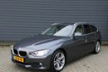 BMW 3-serie Touring - 320d EDE High Executive Groot-navigatie Xenon Sportstoelen Leer - 1 - Thumbnail