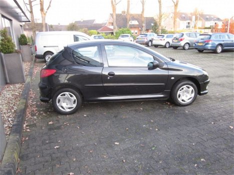 Peugeot 206 - 1.4 X-LINE 3D - 1