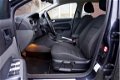 Ford Focus Wagon - 1.6 TDCi Limited Airco Navi Trekhaak NAP APK - 1 - Thumbnail