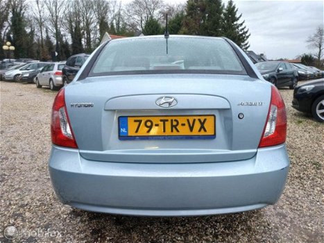 Hyundai Accent - 1.4i Dynamic sedan Airco el.ram. CDV LM15 APK - 1