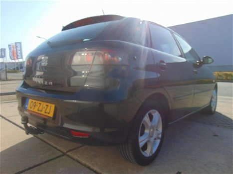 Seat Ibiza - 1.2-12V Trendstyle /3e Eigen/Apk 10-2020/Airco/Cruise contr/Distr. ketting/5 Drs/Trekha - 1