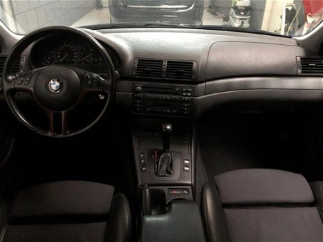 BMW 3-serie - 320i Executive AUTOMAAT LEDER NL AUTO APK NAP - 1