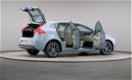 Volvo V40 - D2 Nordic+ Luxury Line, LED, Leder, Navigatie, Panoramadak - 1 - Thumbnail