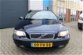 Volvo V70 - 2.3 T-5 Comfort Line /Navigatie/Leer/7- Persoons/Young timer/250 Pk - 1 - Thumbnail