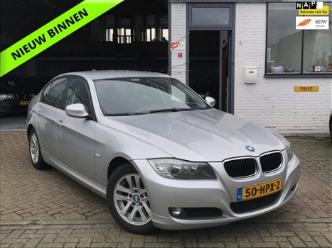 BMW 3-serie - 318i Business Line Cruise/Navi/MFC/S&S/NAP/APK - 1