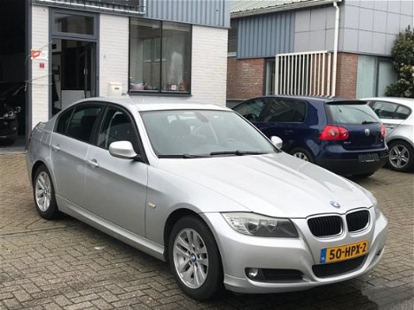 BMW 3-serie - 318i Business Line Cruise/Navi/MFC/S&S/NAP/APK - 1