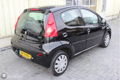 Peugeot 107 - 1.0-12V XS, 5 drs, Org Ned Auto, Airco, Zwart Metallic - 1 - Thumbnail