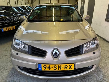 Renault Mégane coupé cabriolet - 2.0-16V Tech Line / Nap/ Xenon / AUT/ Navi/ Leder/Nieuwstaat - 1