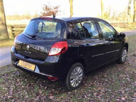 Renault Clio - 1.2 Authentique met AIRCO - 1