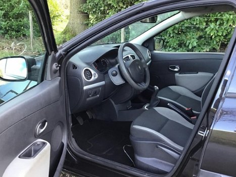 Renault Clio - 1.2 Authentique met AIRCO - 1