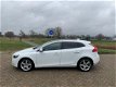 Volvo V40 - 2.0 D4 - 1 - Thumbnail