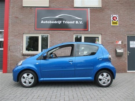 Toyota Aygo - 1.0-12V Dynamic Blue AIRCO--ELEK PAKKET-LMV - 1