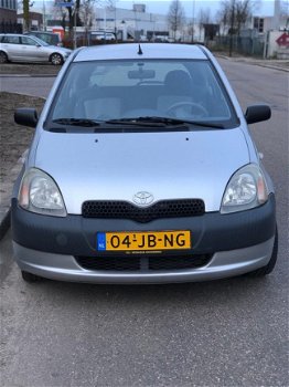 Toyota Yaris - YARIS; 1.0 16V VVT-I 3-DRS - 1