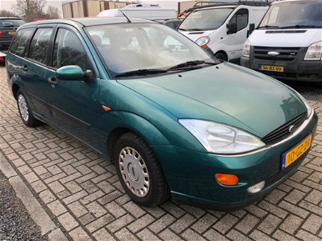 Ford Focus Wagon - 1.6-16V Ghia AUTOMAAT - 1