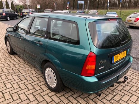 Ford Focus Wagon - 1.6-16V Ghia AUTOMAAT - 1