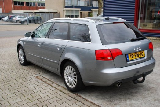 Audi A4 Avant - 2.0 Pro Line klimatronic, navi, nap bijna youngtimer - 1