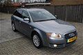 Audi A4 Avant - 2.0 Pro Line klimatronic, navi, nap bijna youngtimer - 1 - Thumbnail