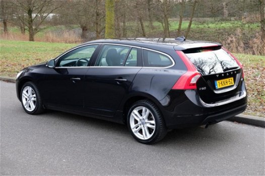 Volvo V60 - D2 Momentum Navigatie/PDC INCL. BTW - 1