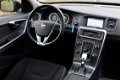 Volvo V60 - D2 Momentum Navigatie/PDC INCL. BTW - 1 - Thumbnail