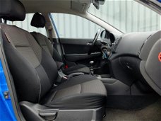 Hyundai i30 - 1.6i Dynamic Luxe *Airco*Parkeersens.*Dealeronderh