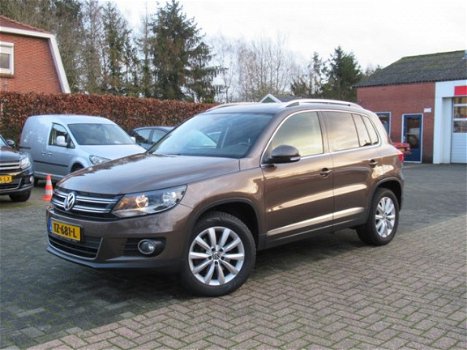 Volkswagen Tiguan - 1.4 TSI SportenStyle - 1