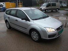 Ford Focus Wagon - 1.6 TDCI Ambiente airco