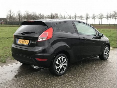 Ford Fiesta - 1.0 Style 2015 met Navi/Airco/Elek pakket/Nwe apk - 1