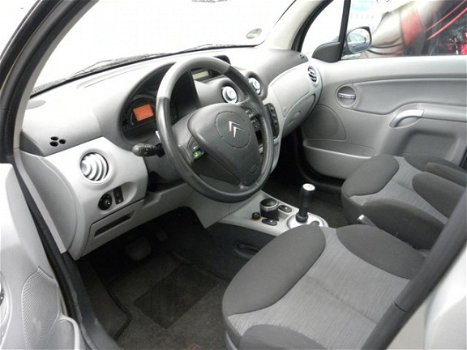 Citroën C3 - C3; 1.6I 16V SENSODRIVE X-TR - 1