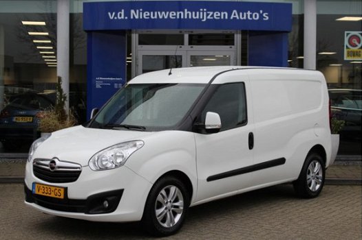 Opel Combo - 1.6 CDTi L2H1 Sport excl. Btw Navigatie Trekhaak Parkeer Cam. Stoelverwarming prijs is - 1