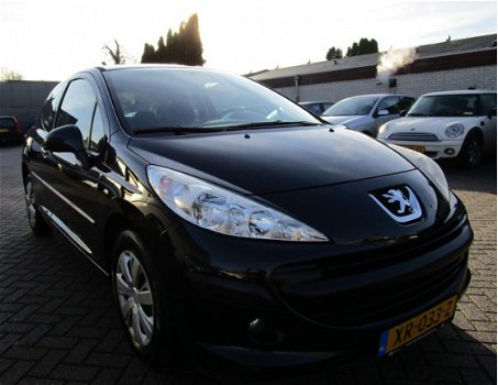 Peugeot 207 - 1.4-16V XR airco - 1