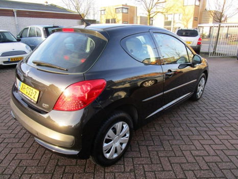 Peugeot 207 - 1.4-16V XR airco - 1