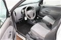 Ford Fiesta - 1.3-8V Trend 172dkm Nieuwe APK en NAP - 1 - Thumbnail