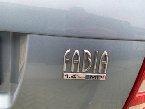 Skoda Fabia Combi - 1.4 Comfort Mooie nette auto km nap - 1