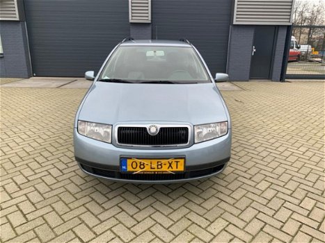 Skoda Fabia Combi - 1.4 Comfort Mooie nette auto km nap - 1