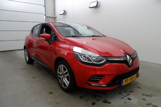 Renault Clio - 0.9 TCe Zen | Cruise Control | DAB+ | Navigatie | Stuurwielbediening - 1