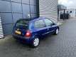 Renault Clio - 1.4-16V Expression AUTOMAAT Nw APK --Inruil Mogelijk - 1 - Thumbnail