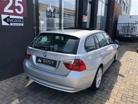 BMW 3-serie Touring - 320i High Executive 6/12 M Garantie - 1